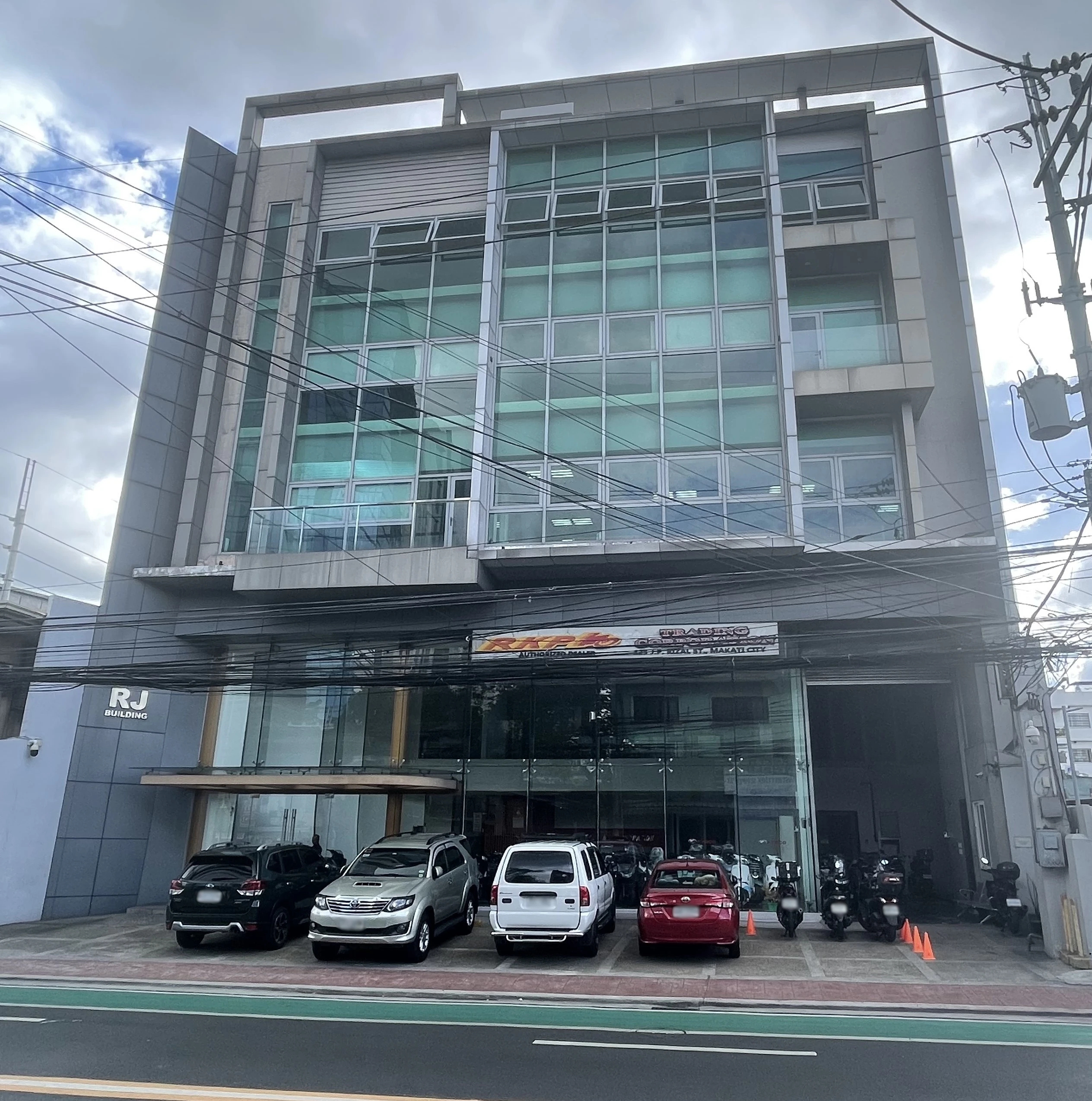 J.P. Rizal Branch (Head Office, Showroom)